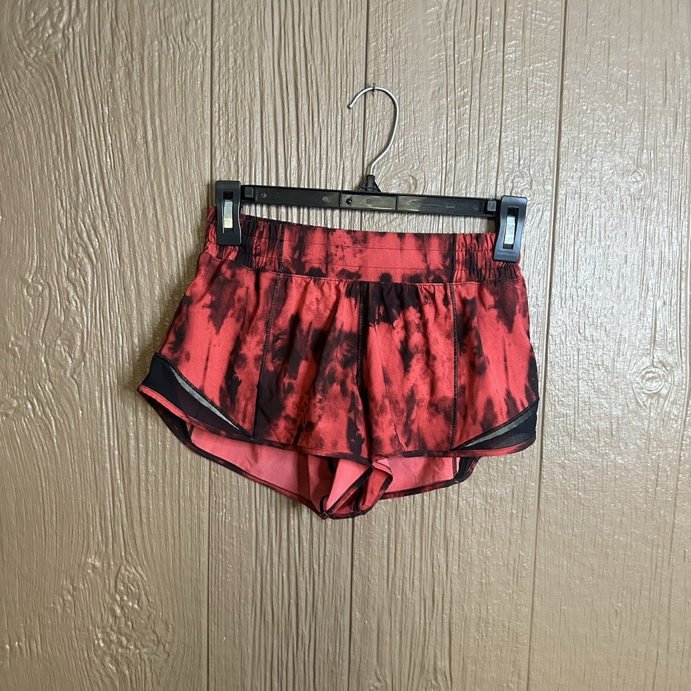 Lululemon Hotty Hot Short II 2.5" Game Day Red Black Multi Sz 4 Low Rise Y2K